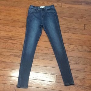 💥Juniors high rise skinny jeans size 9💥